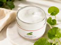 A lightweight face moisturising  cream with Brahmi, prebiotics, snow mushroom extract which maintains and balances the skin’s microbiome. - Image 3